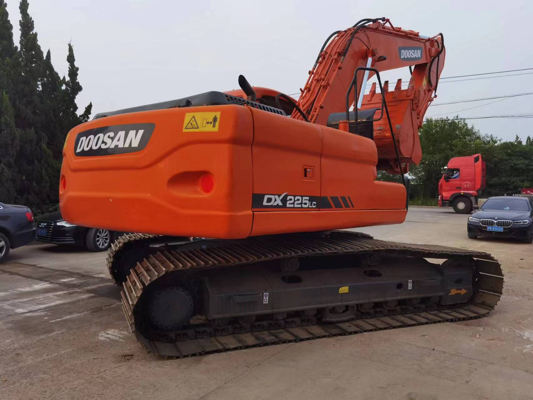 DOOSAN DX225LC Korea original imported used excavator