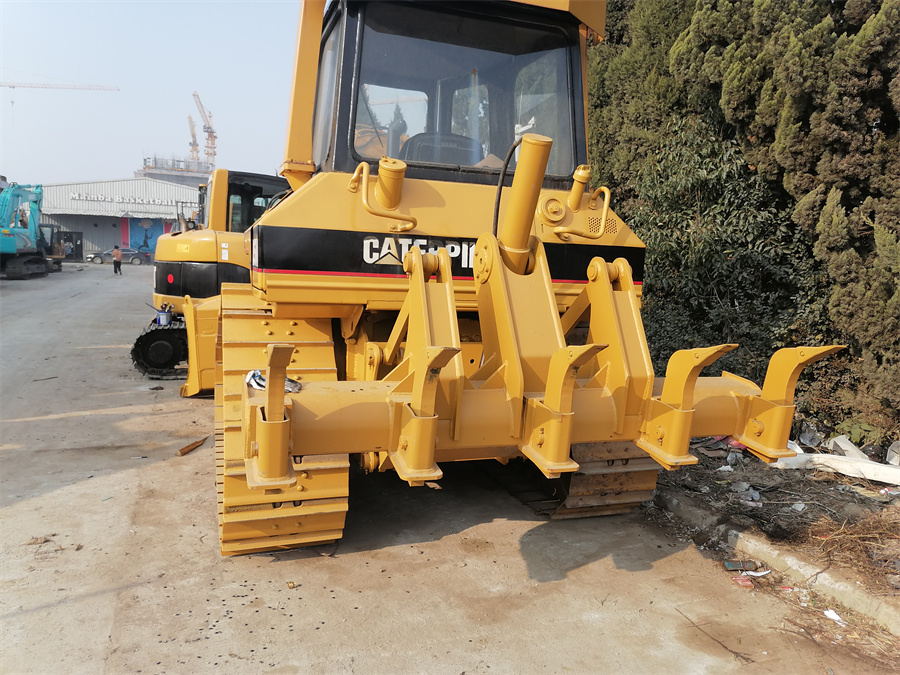 CAT D5M (11)