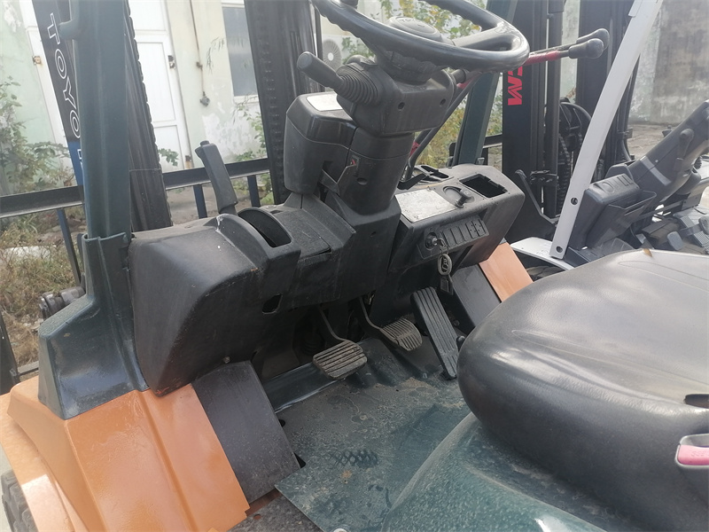 toyota 5t forklift (10)