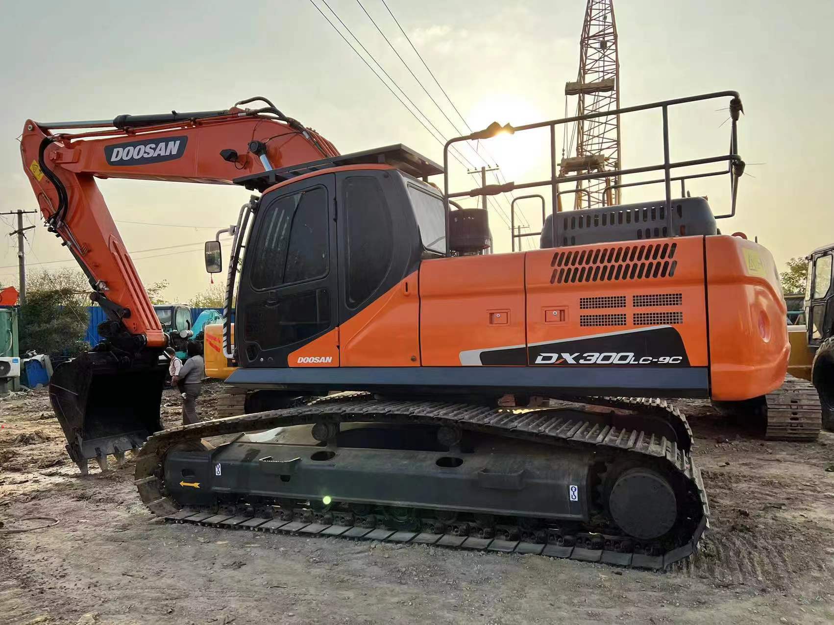 Doosan DX330LC-9C original imported used excavator