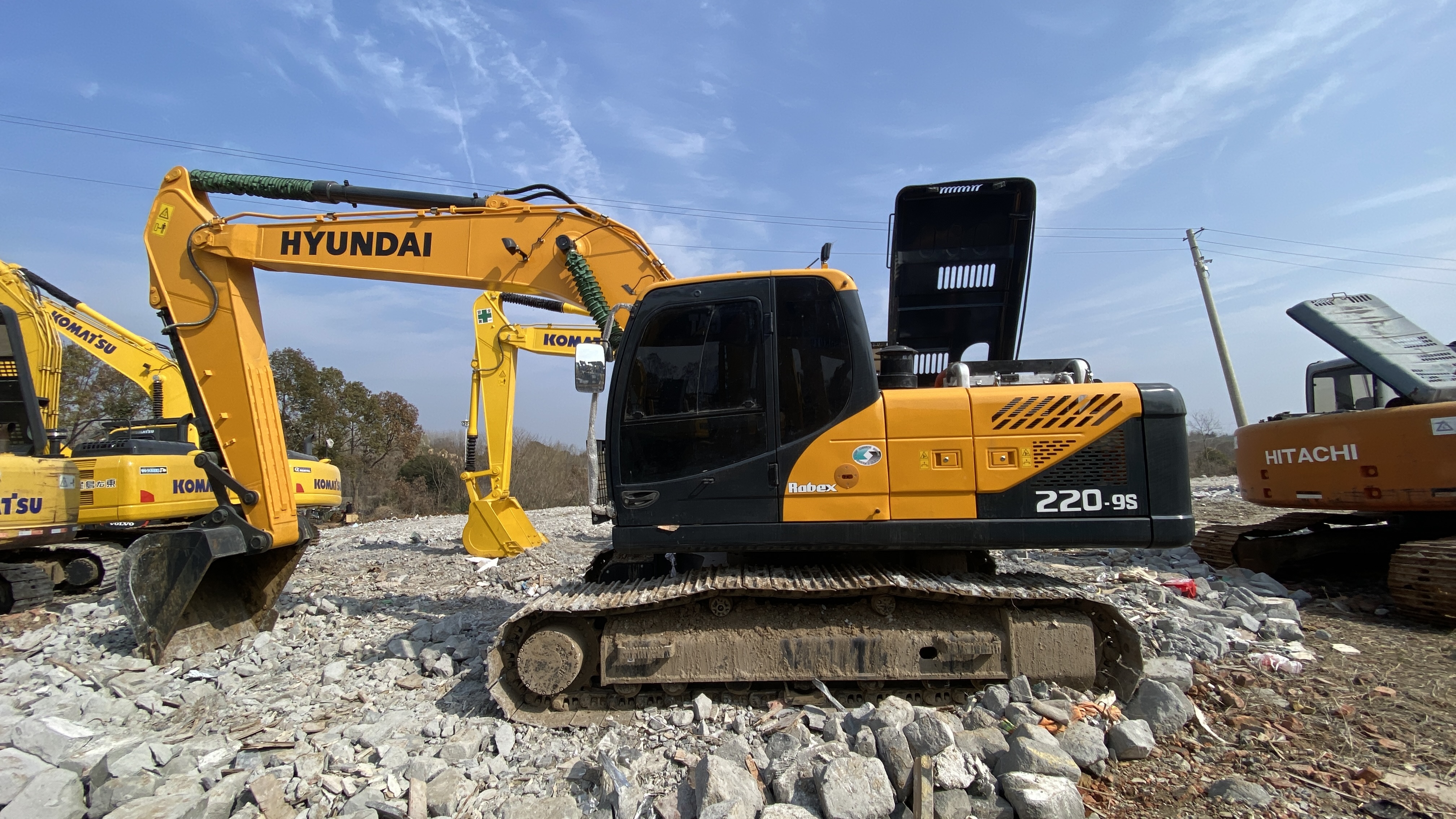 HYUNDAI SX220-9S Original used excavator