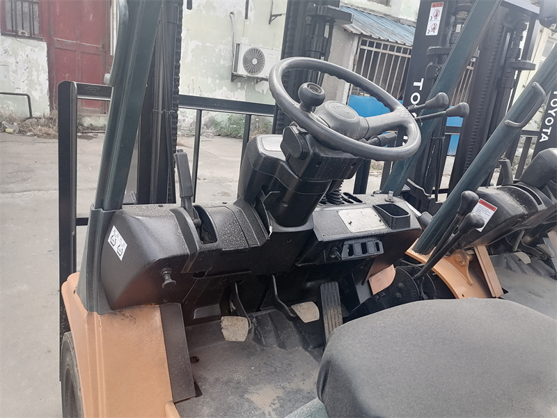 Toyota 3t Forklift (9)