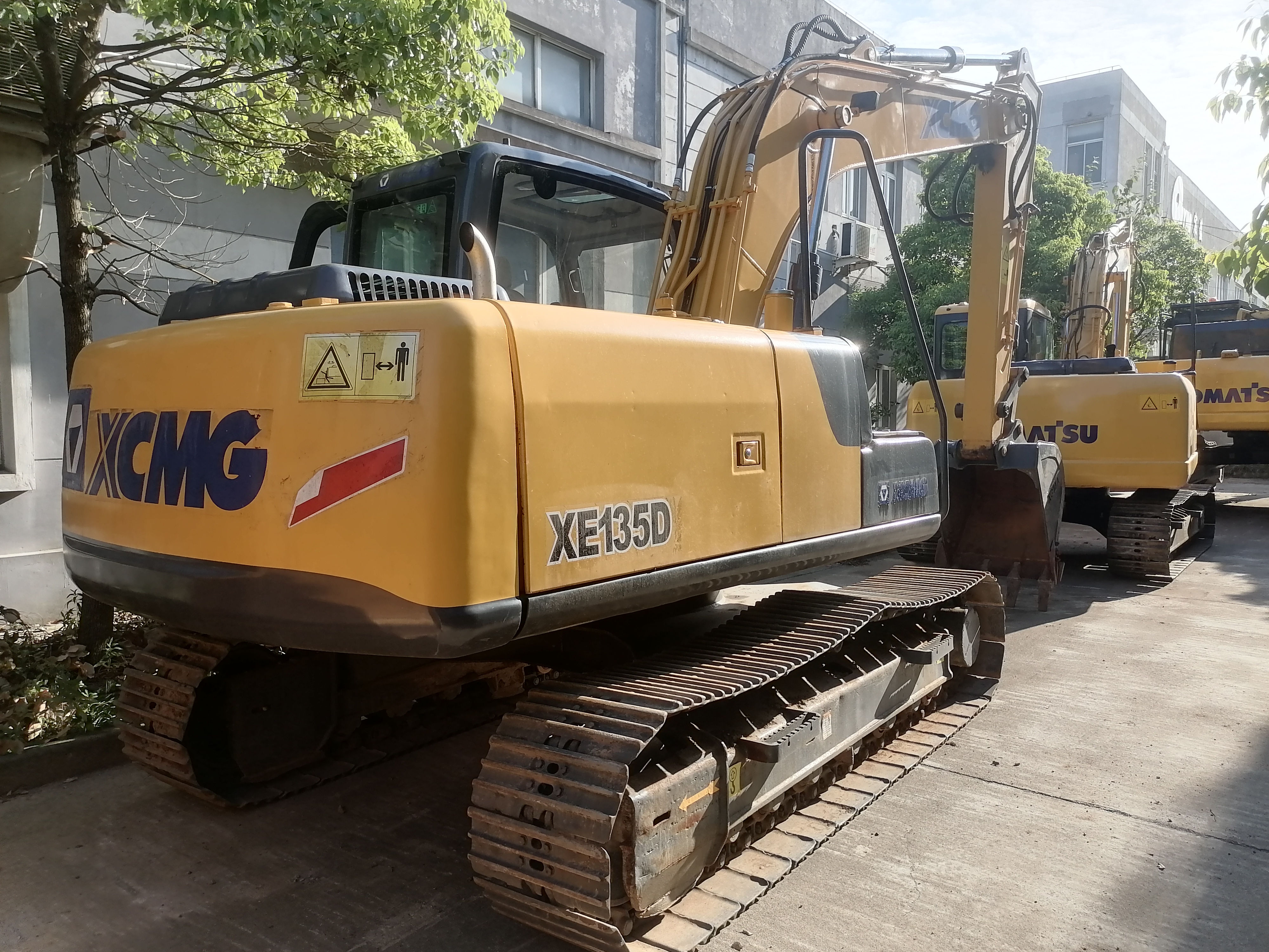 XCMG EX135D (2)