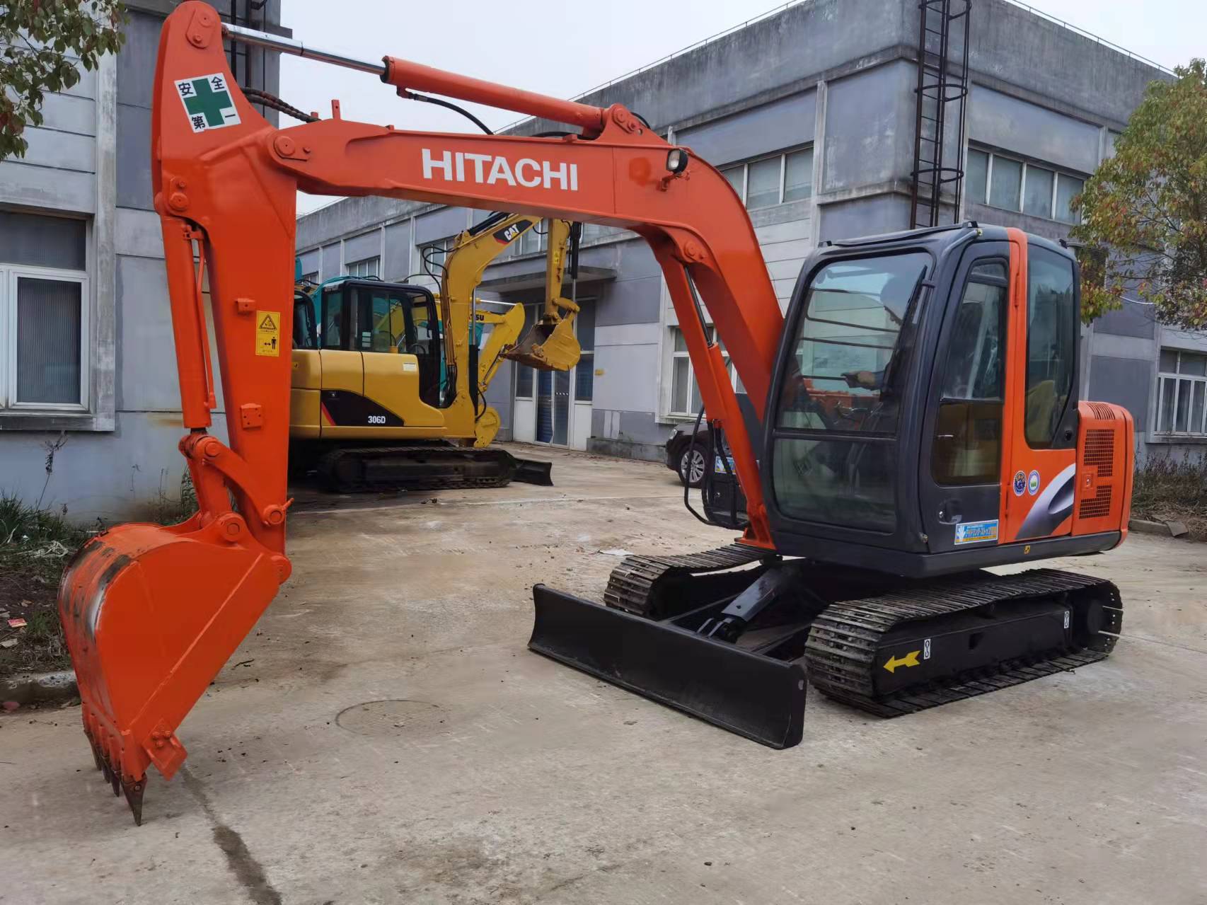 hitachi zx60 (4)