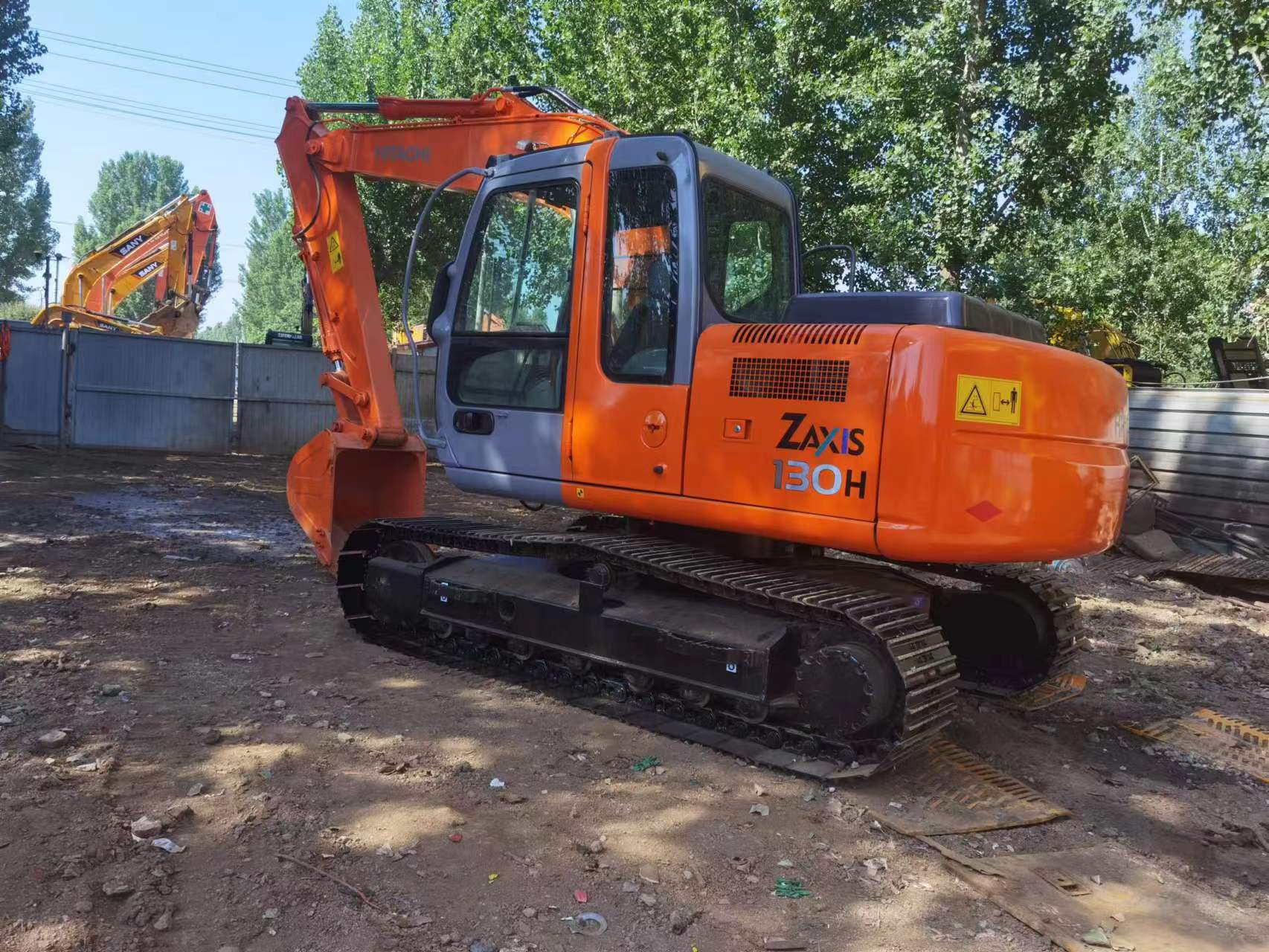 hitachi zx130 (4)