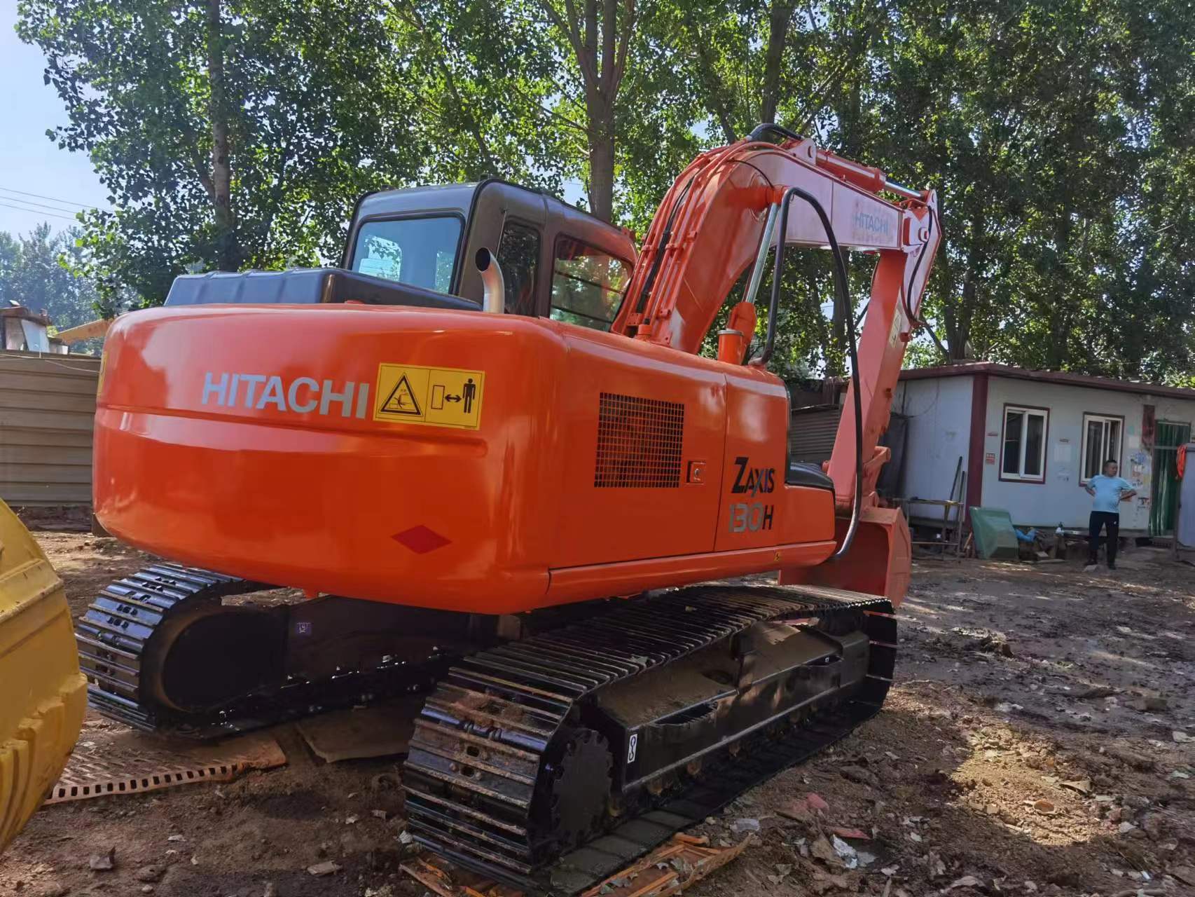 hitachi zx130 (5)